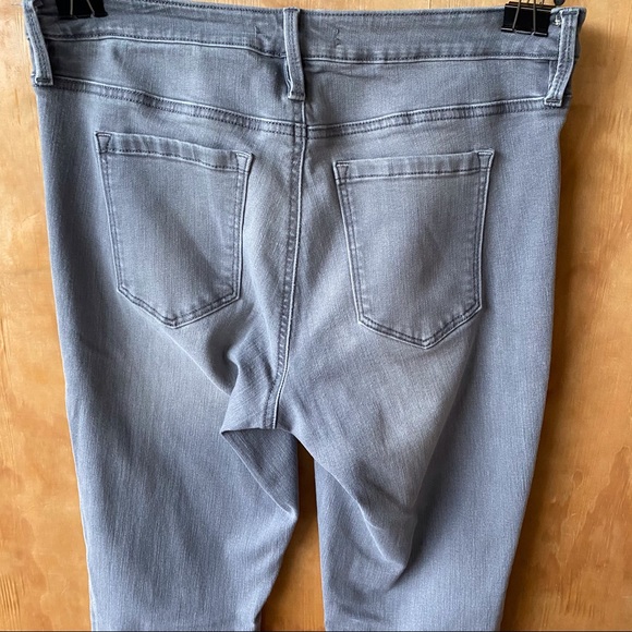 Athleta High Rise Sculptek Gray Stretch Jean raw frayed hem. Not shown - Picture 12 of 16